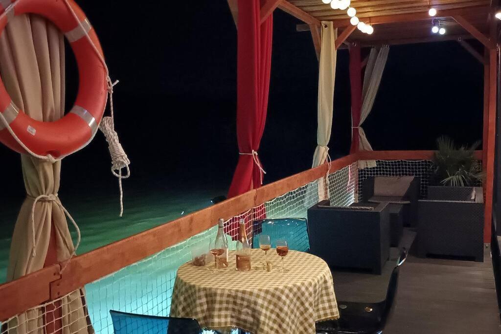 Ma Maison Sur L'eau - Du Der Holiday home *